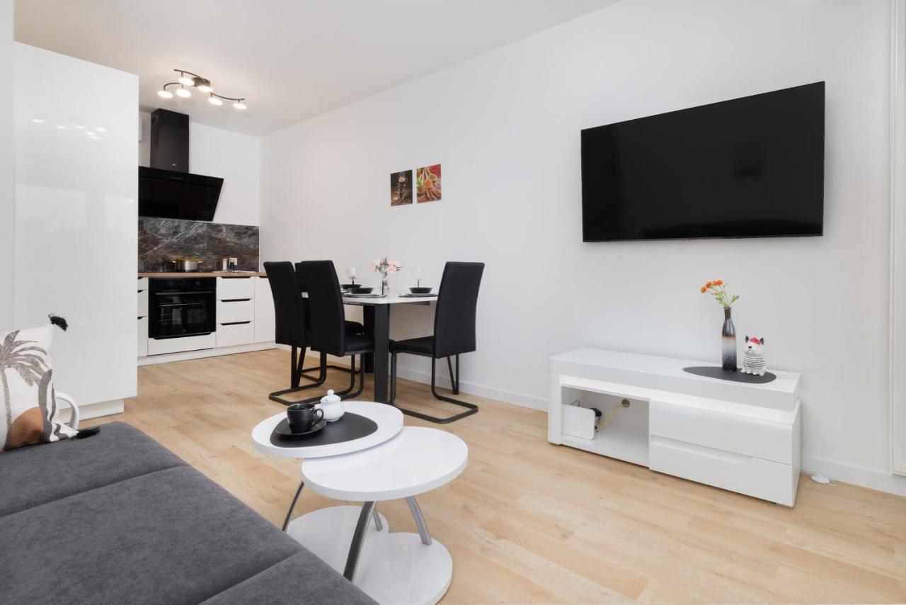 Plac Unii Apartment Gdynia by Renters Exterior foto